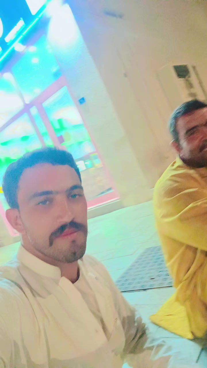 @🇵🇰SHEEZI KHAN 🇶🇦