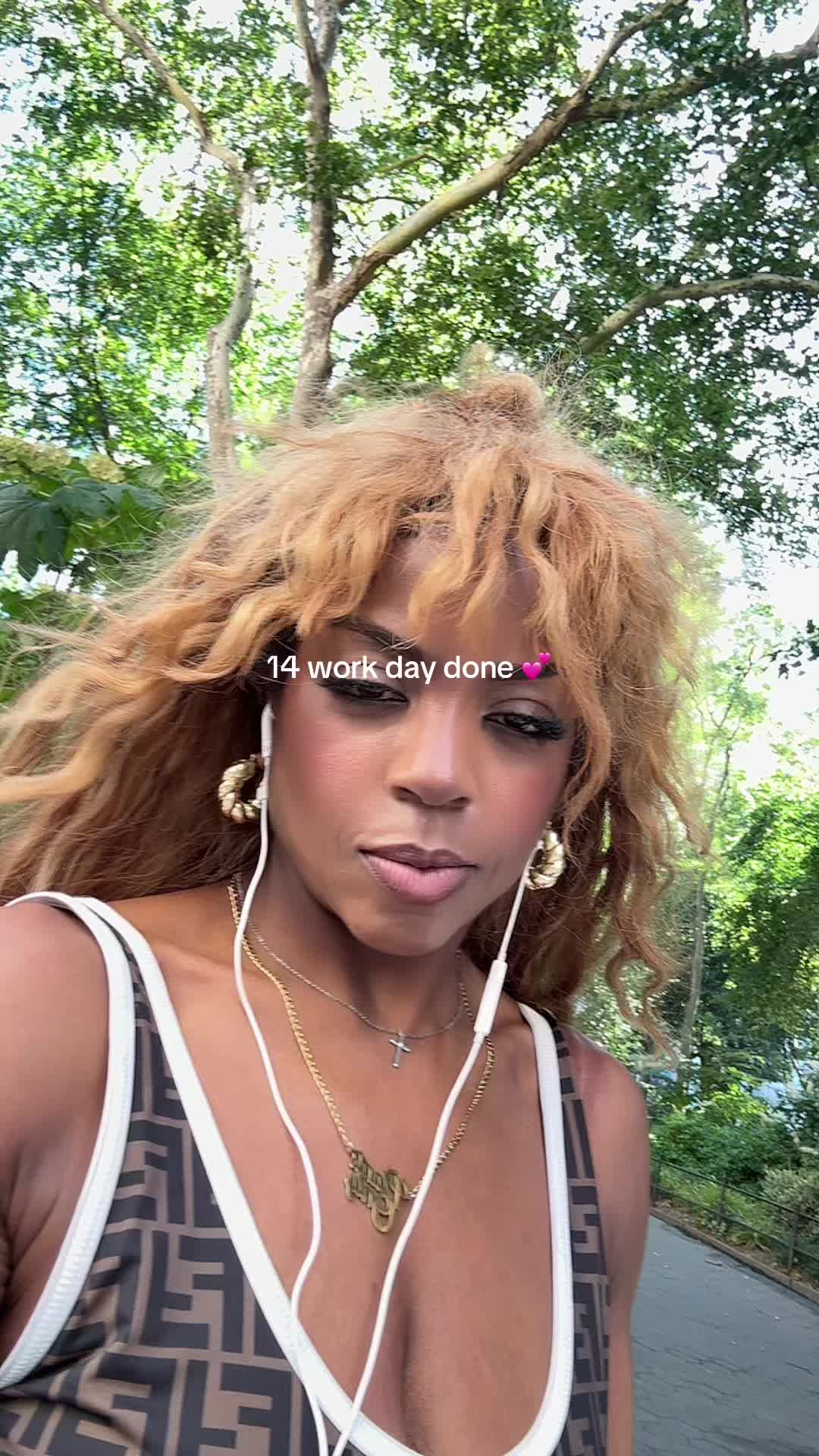 @Chris Brown-Actress-Lifestyle