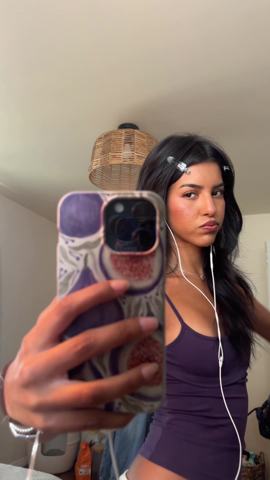@bella