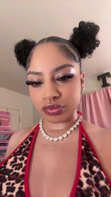 @tyvianaaa