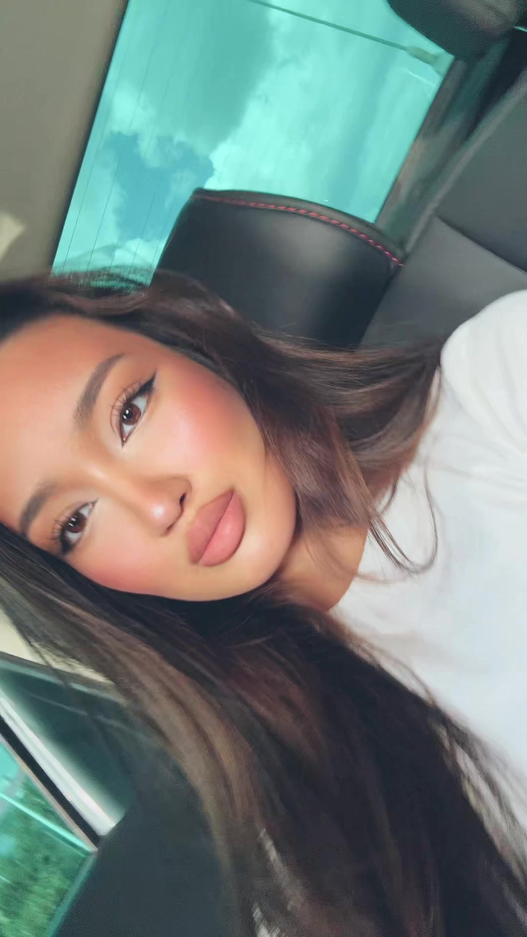 @Daniya