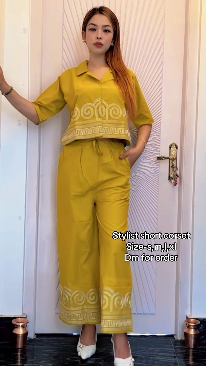 @Raaina’s Closet