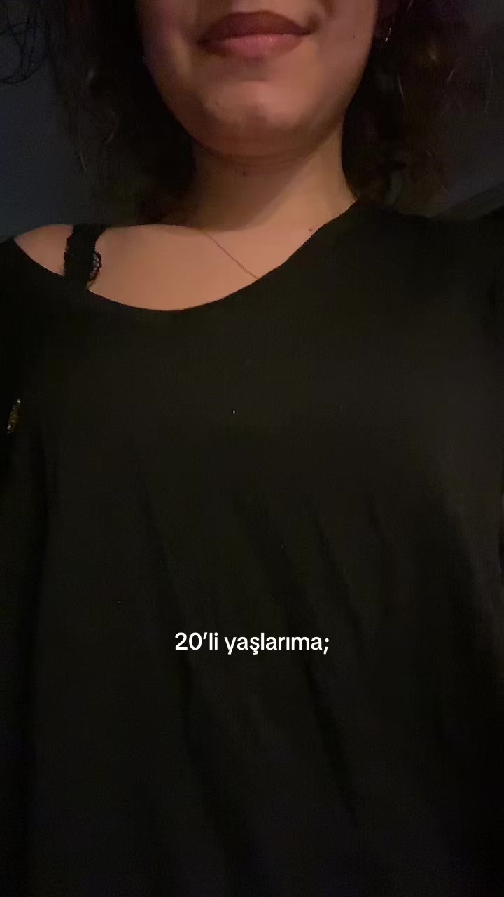@Adoş🪩🍒