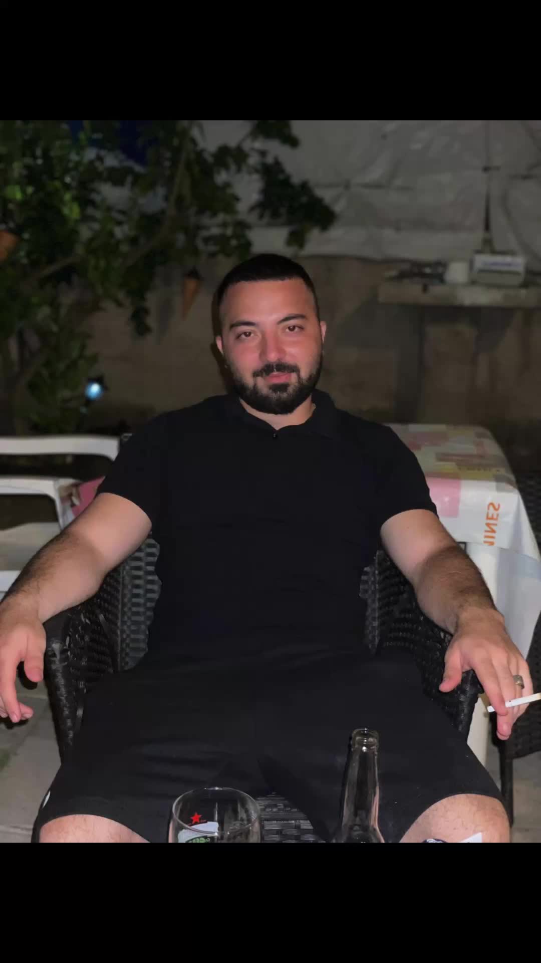 @🤴🏻