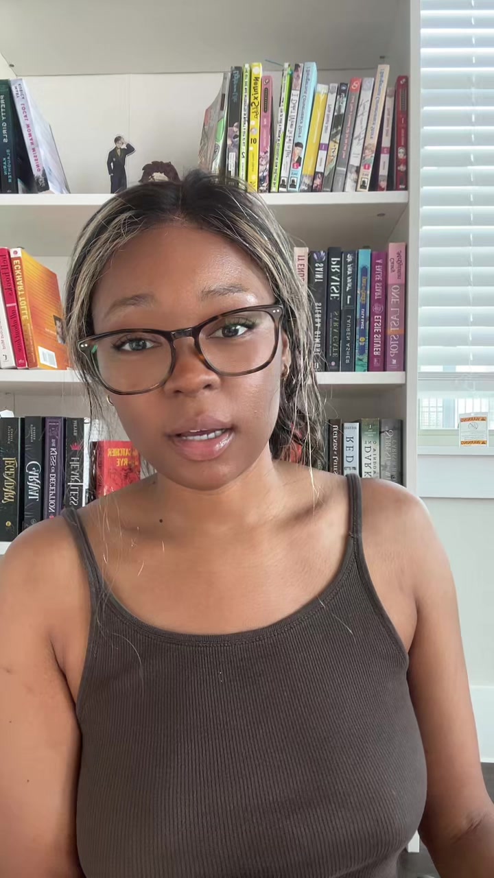@Nat loves books