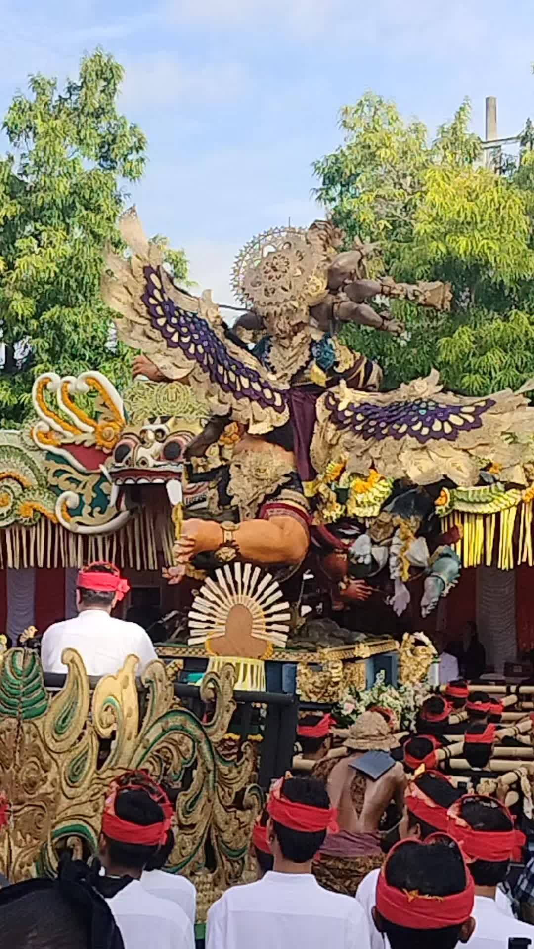 @Sentir_nurbali.com