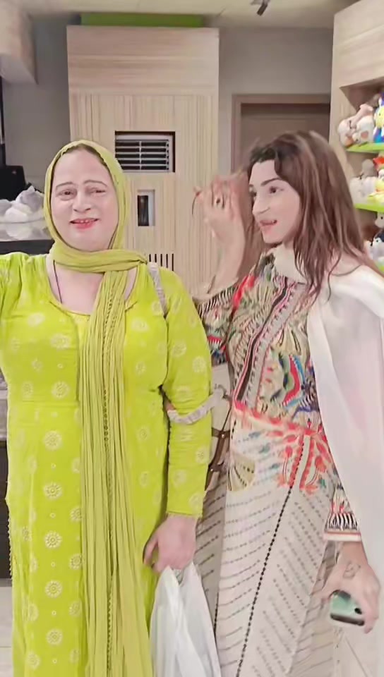 @عروج آفیشل