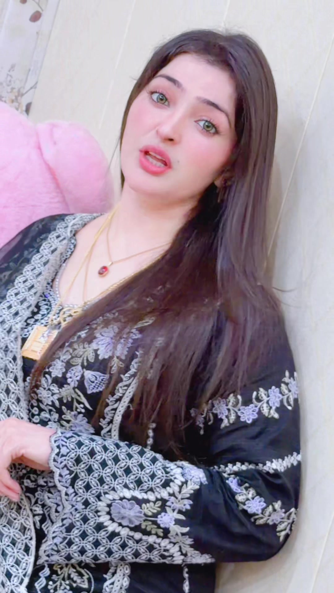 @🫶🏻kiran🫶🏻❤️💋
