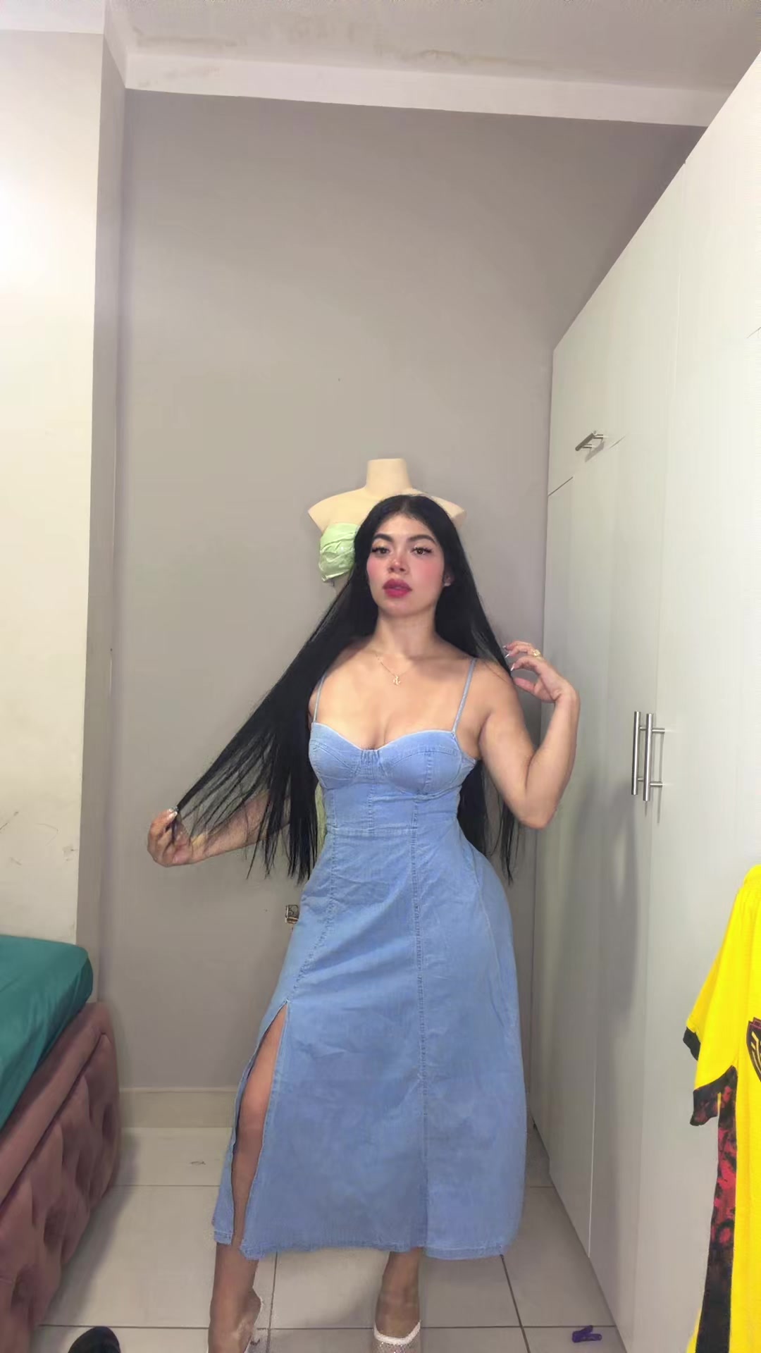 @Dianika V 🧞&zwj;♀️