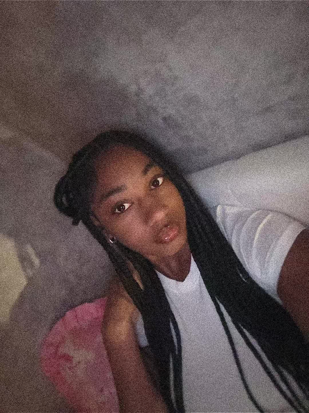 @Thegirlnextdoor😇