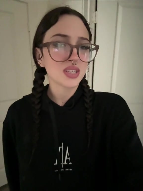 @lexiii