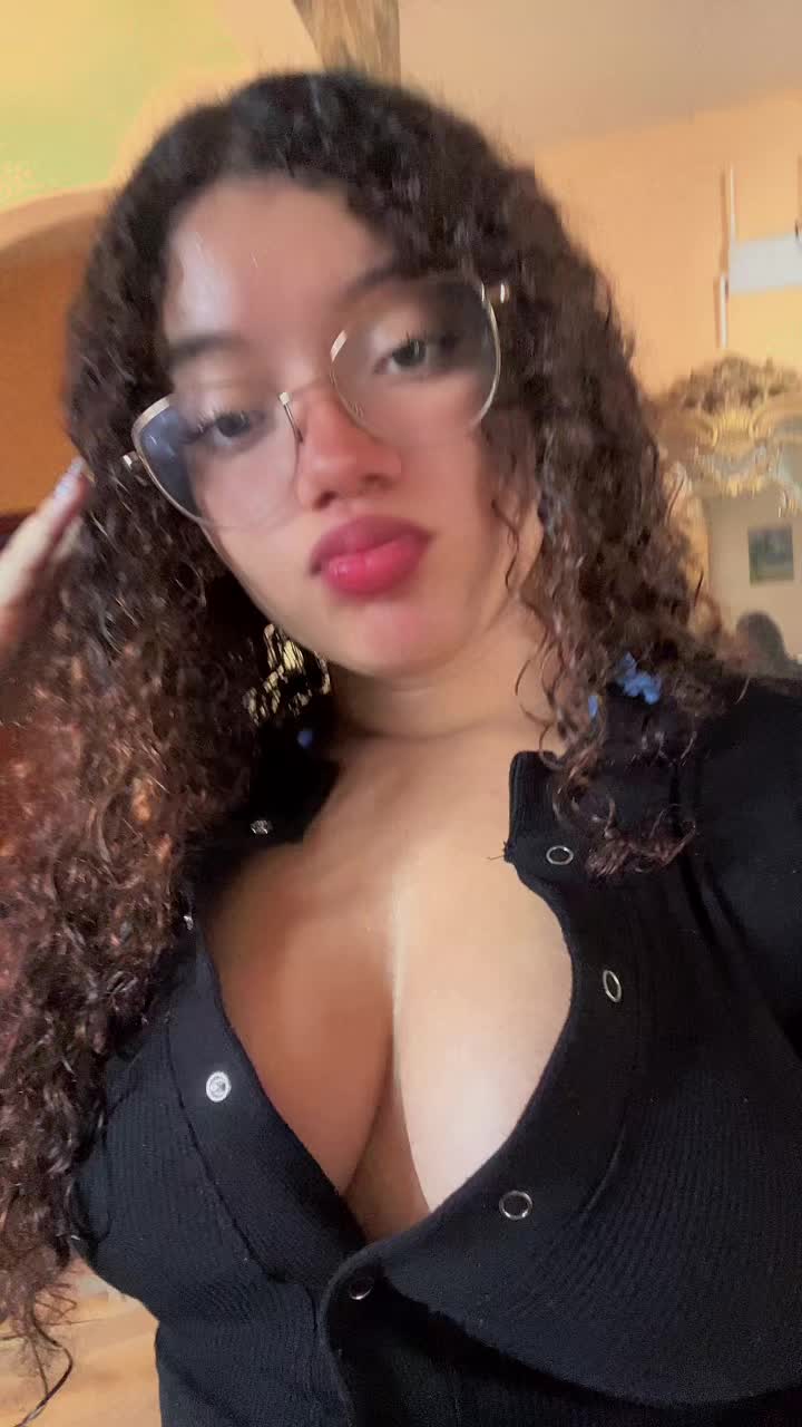 @mome🦋