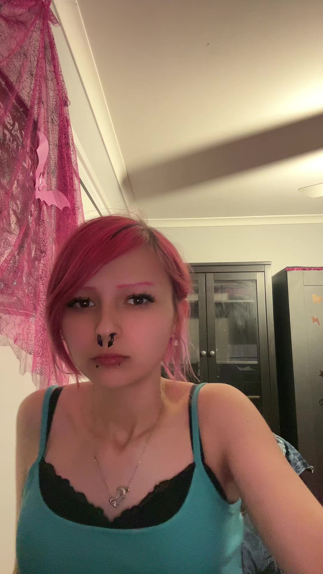 @🚬 meow