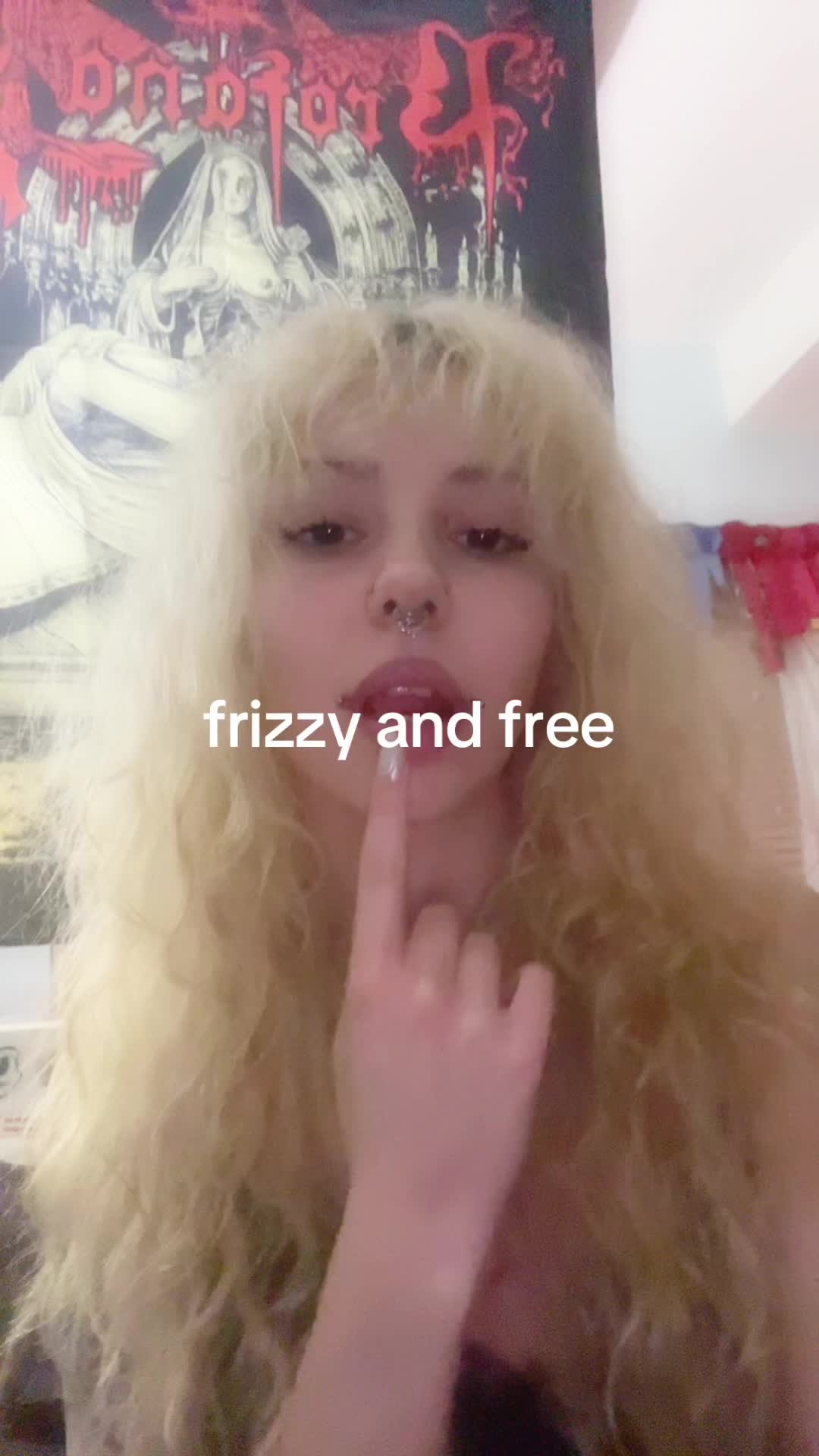 @𖦹lucy𖦹