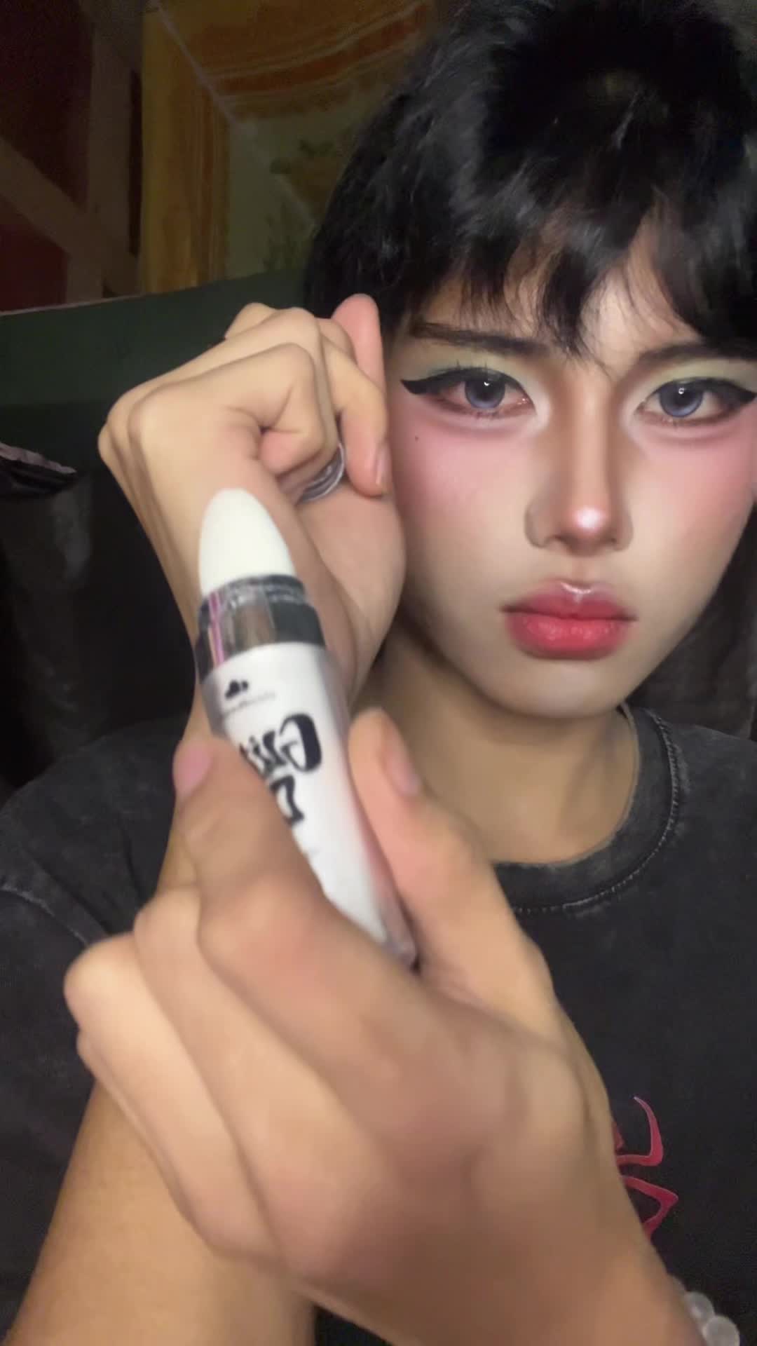 @Minju.