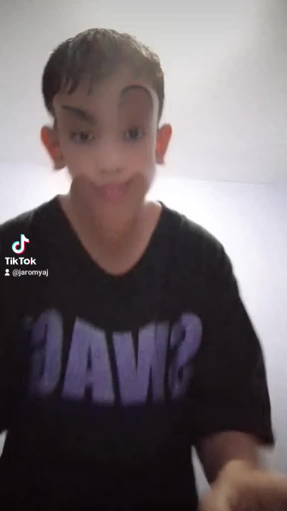 @Jaroooom✓