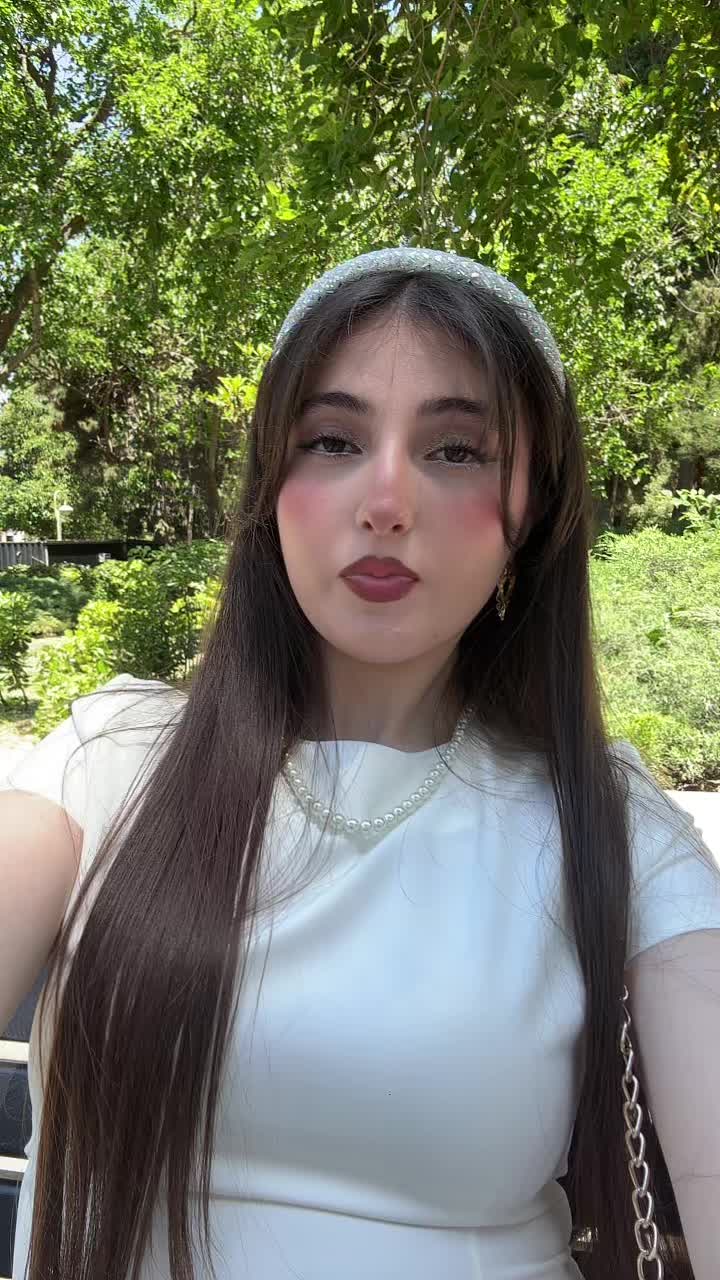 @<3