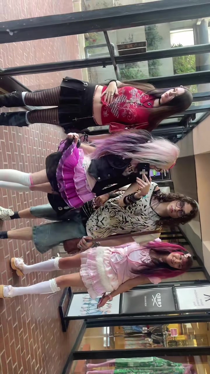 @unicornomadness