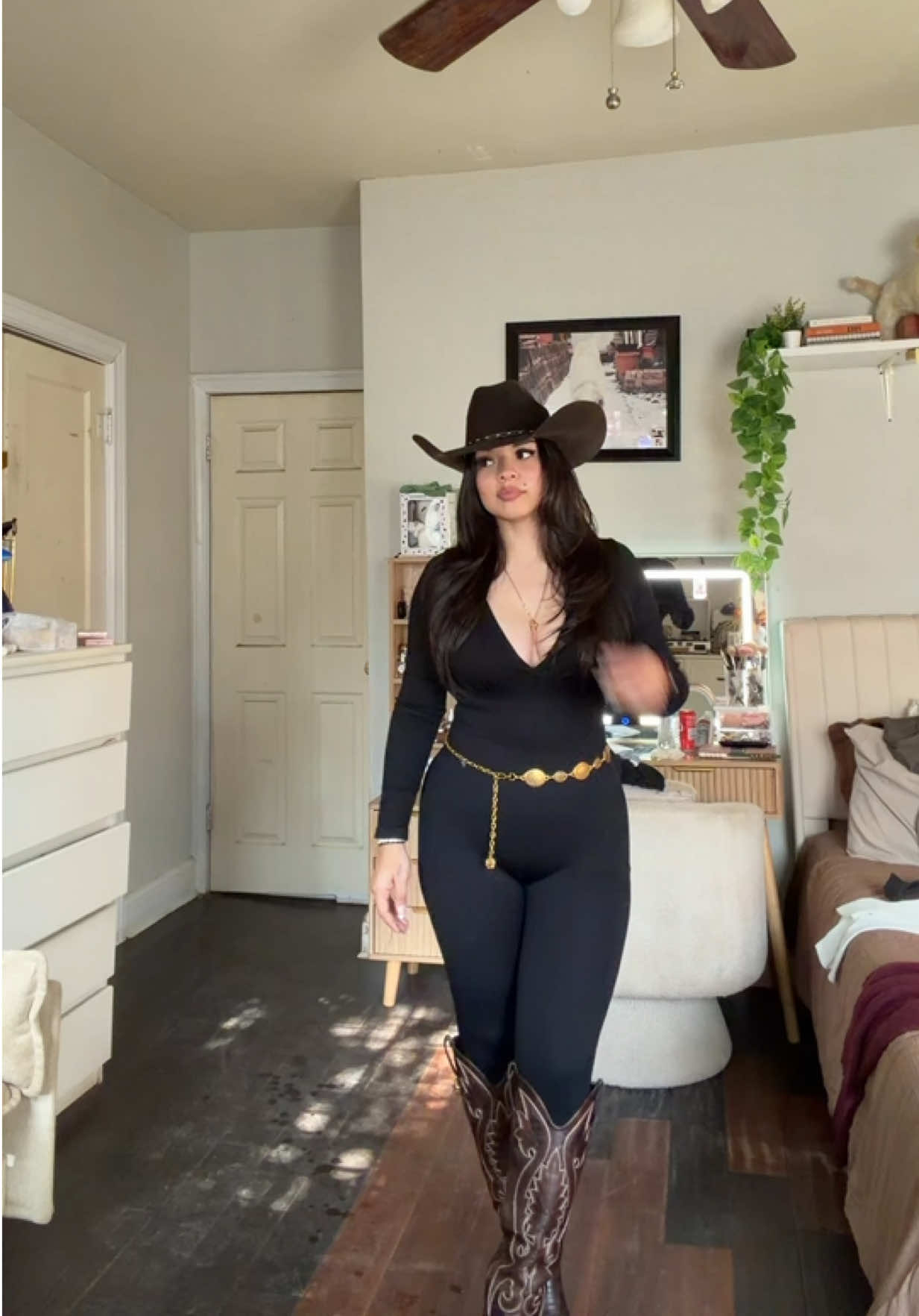 @𝐌𝐞𝐥𝐢𝐬𝐬𝐚 𝐑𝐞𝐲𝐞𝐬