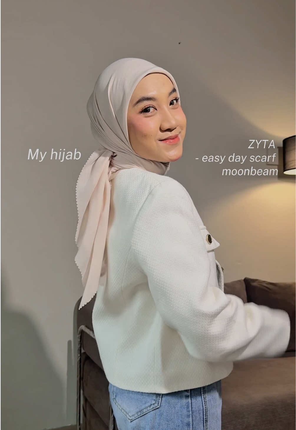@Putri ✿