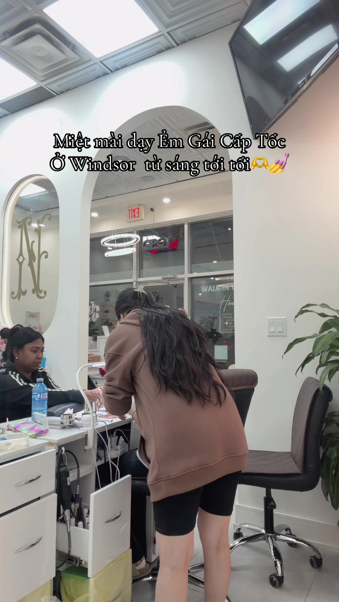 @KimmieNails🇻🇳&hearts;️🇨🇦Tấu H&agrave;i😜