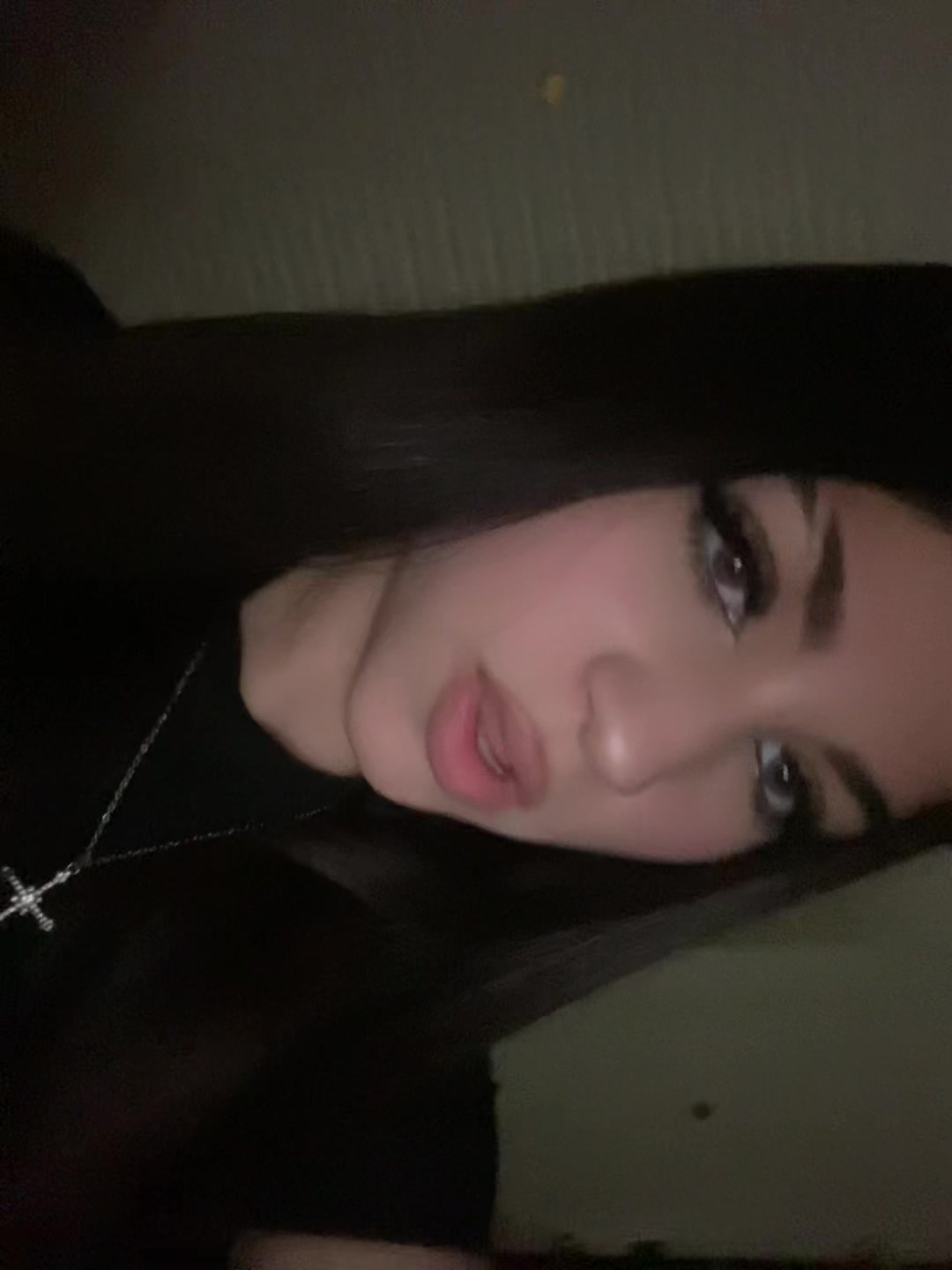 @ellikiss