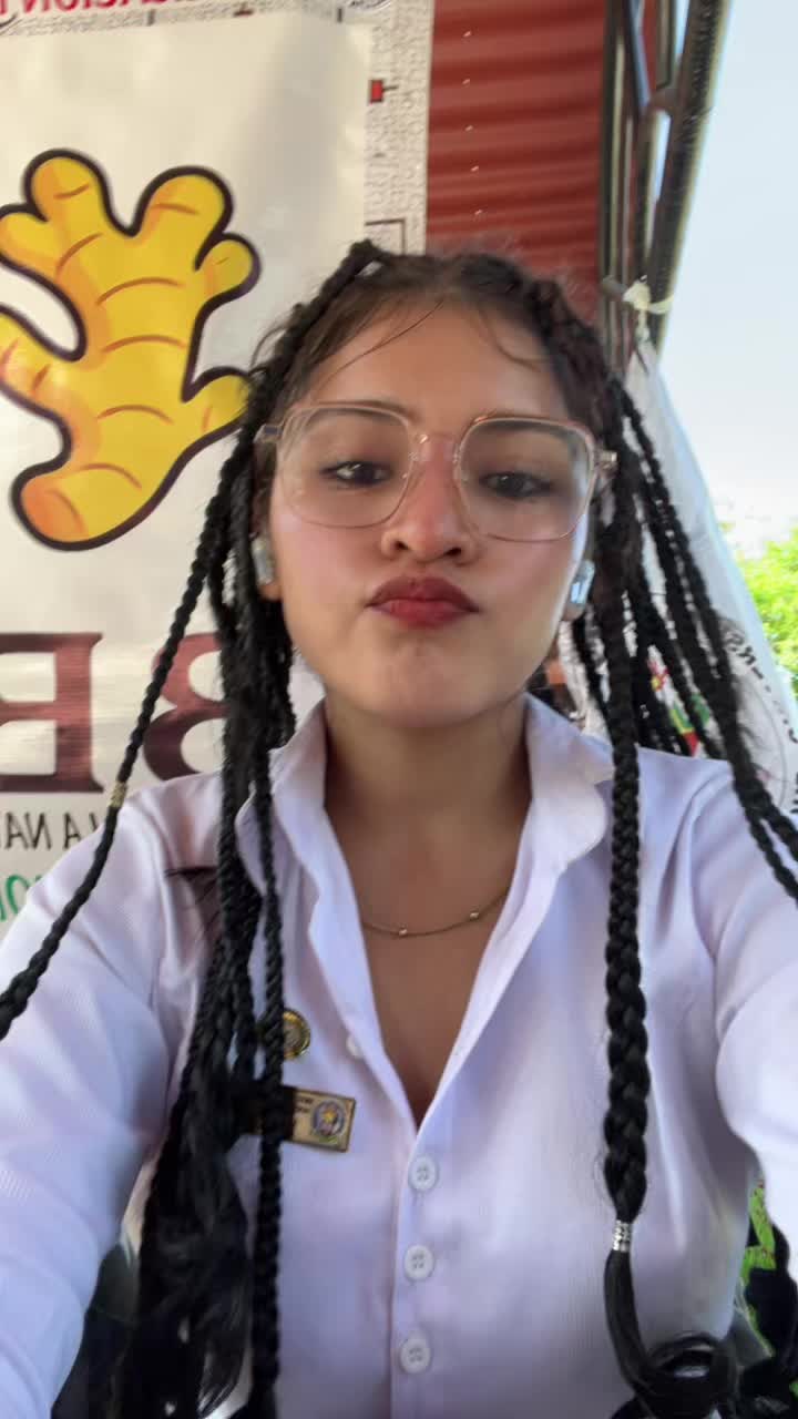 @Luxxx