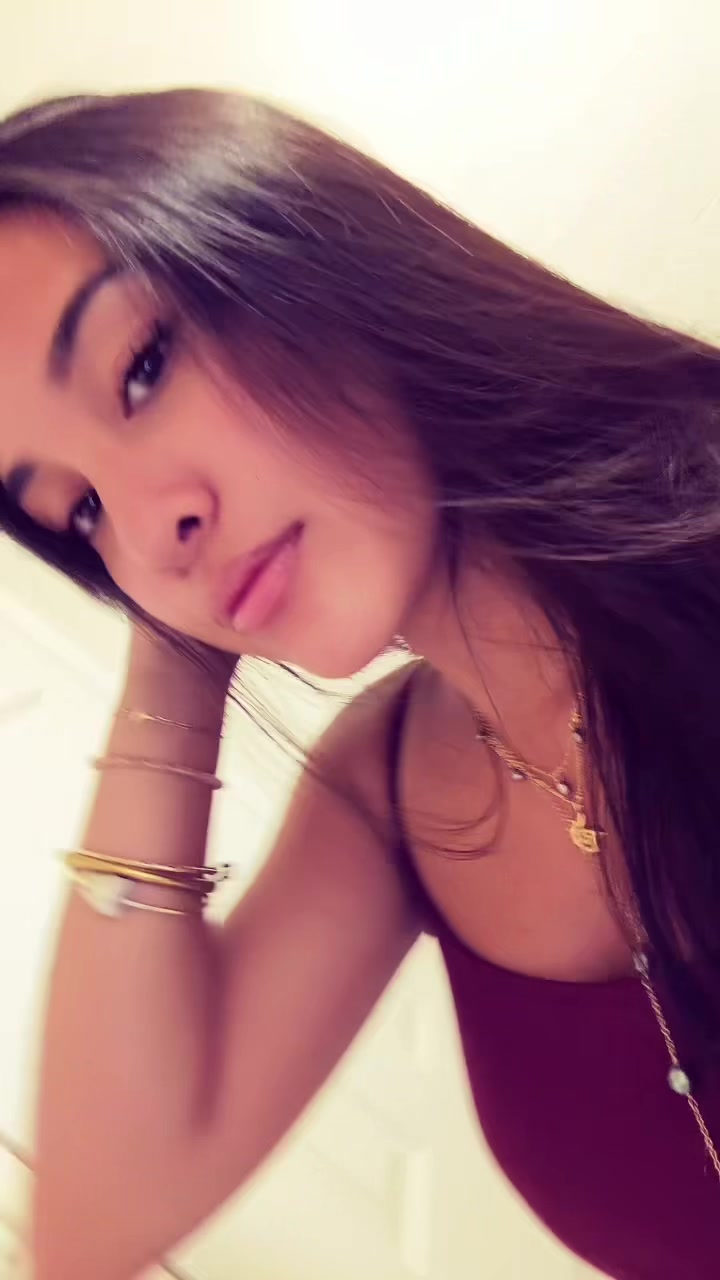 @SOPHIA NICOLE