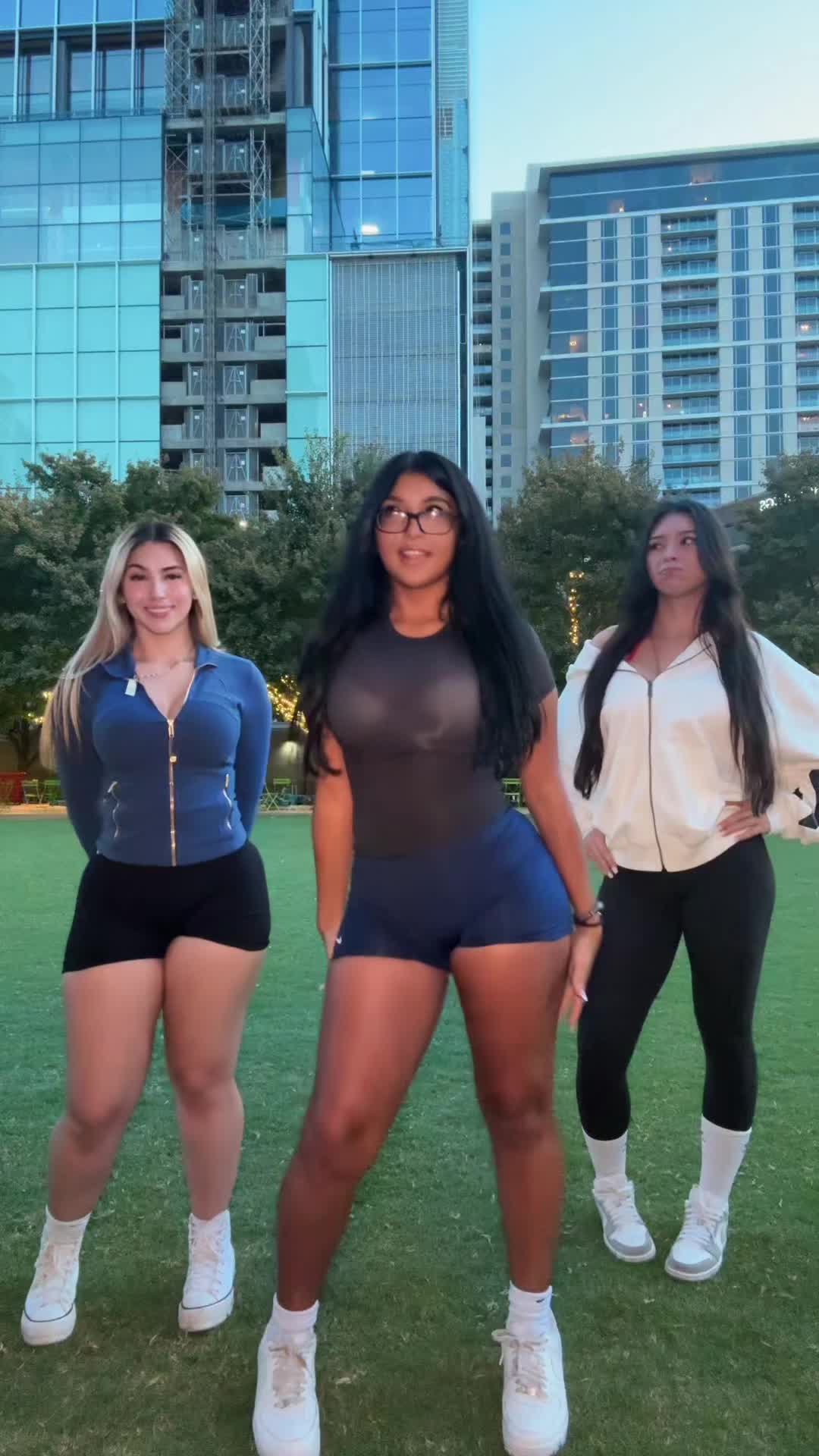 @⟡˙⋆ivana k⋆˙⟡