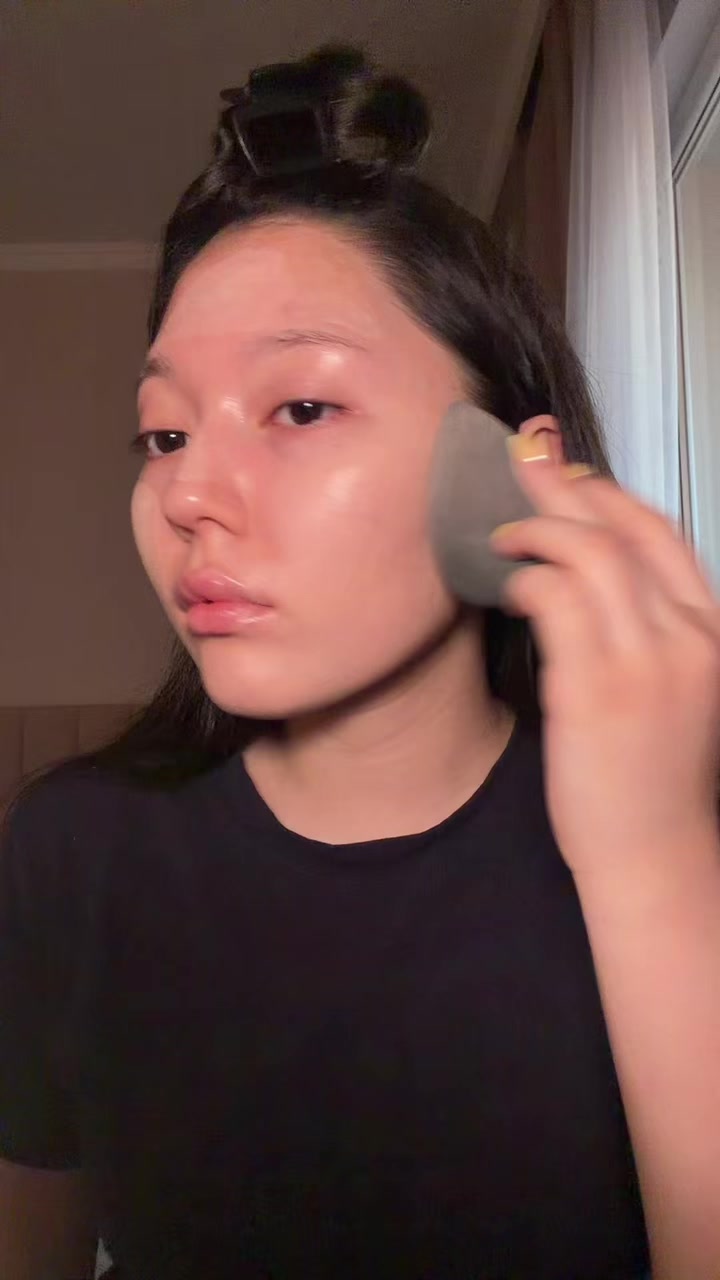 @тгк:тут живет айка🍎