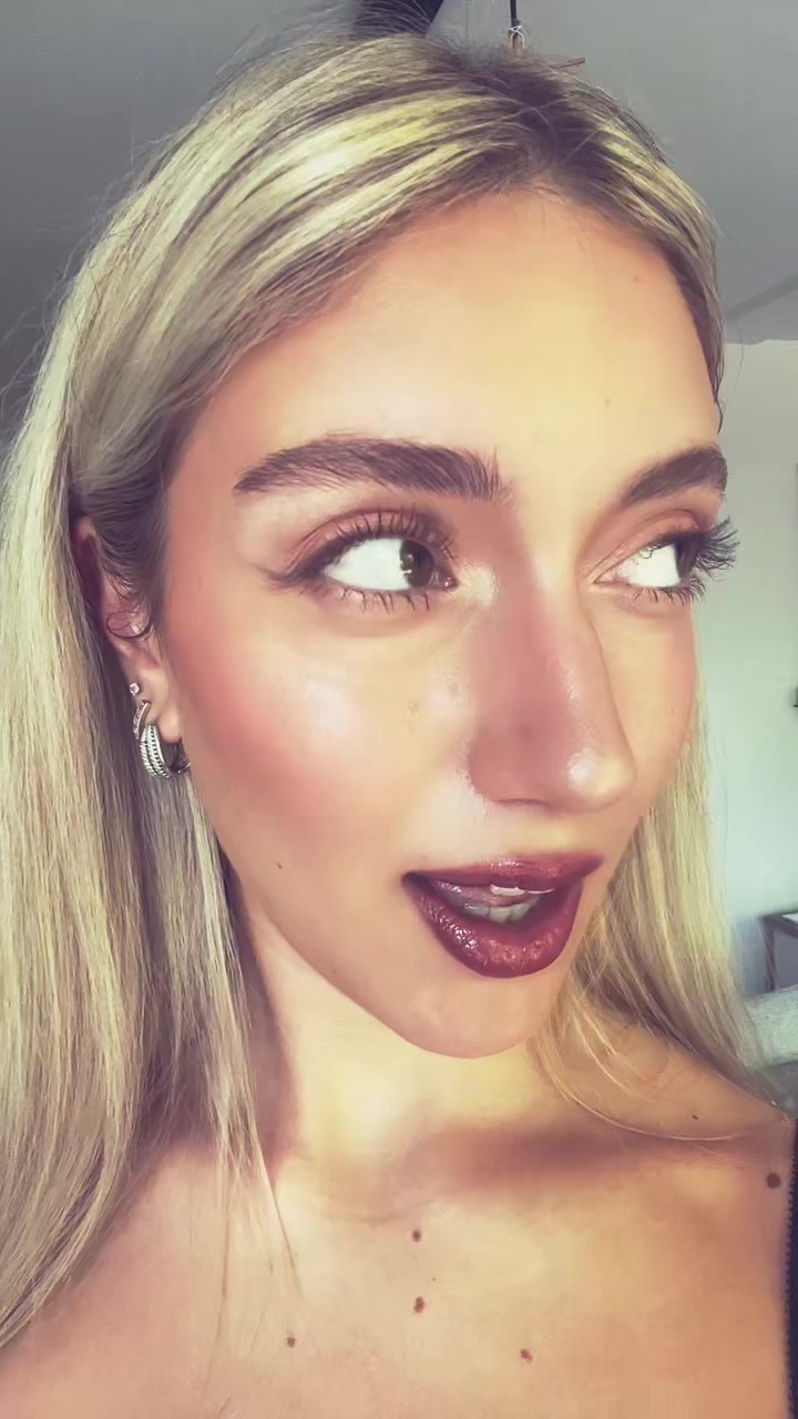 @Ela