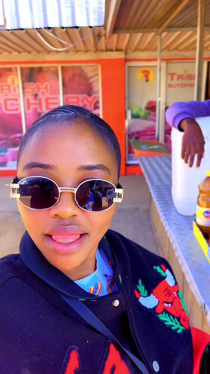@GIRLY 🇧🇼