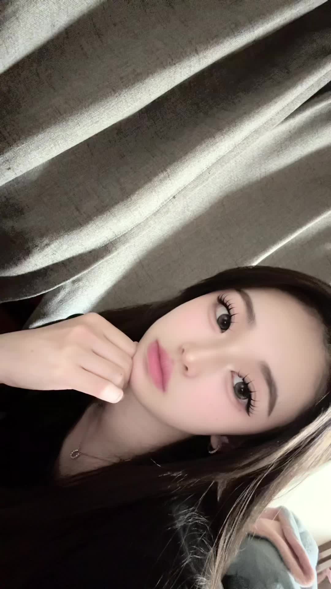 @ユイ