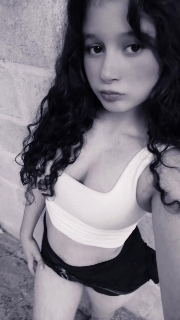@✩♬ ₊̊.yolany⋆☾⋆⁺₊✧