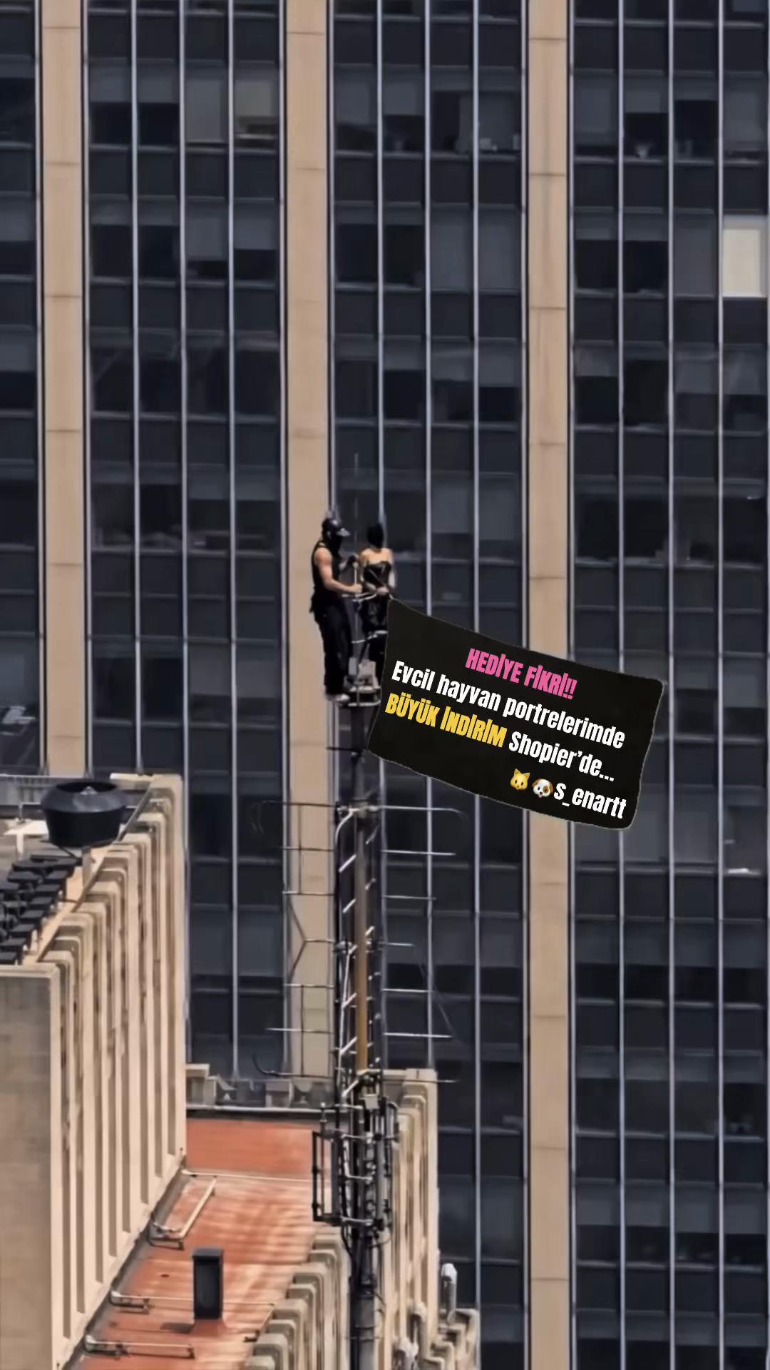 @Sena