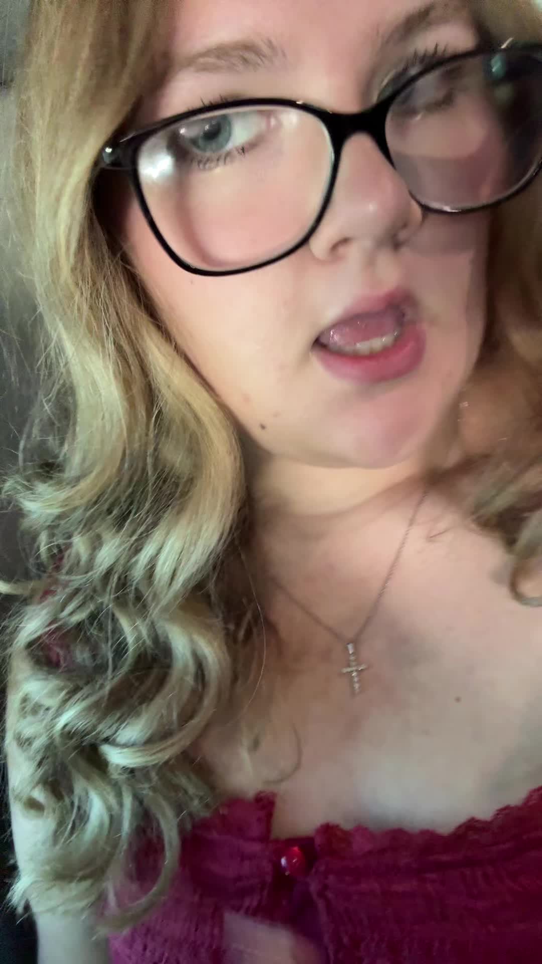 @Isabella