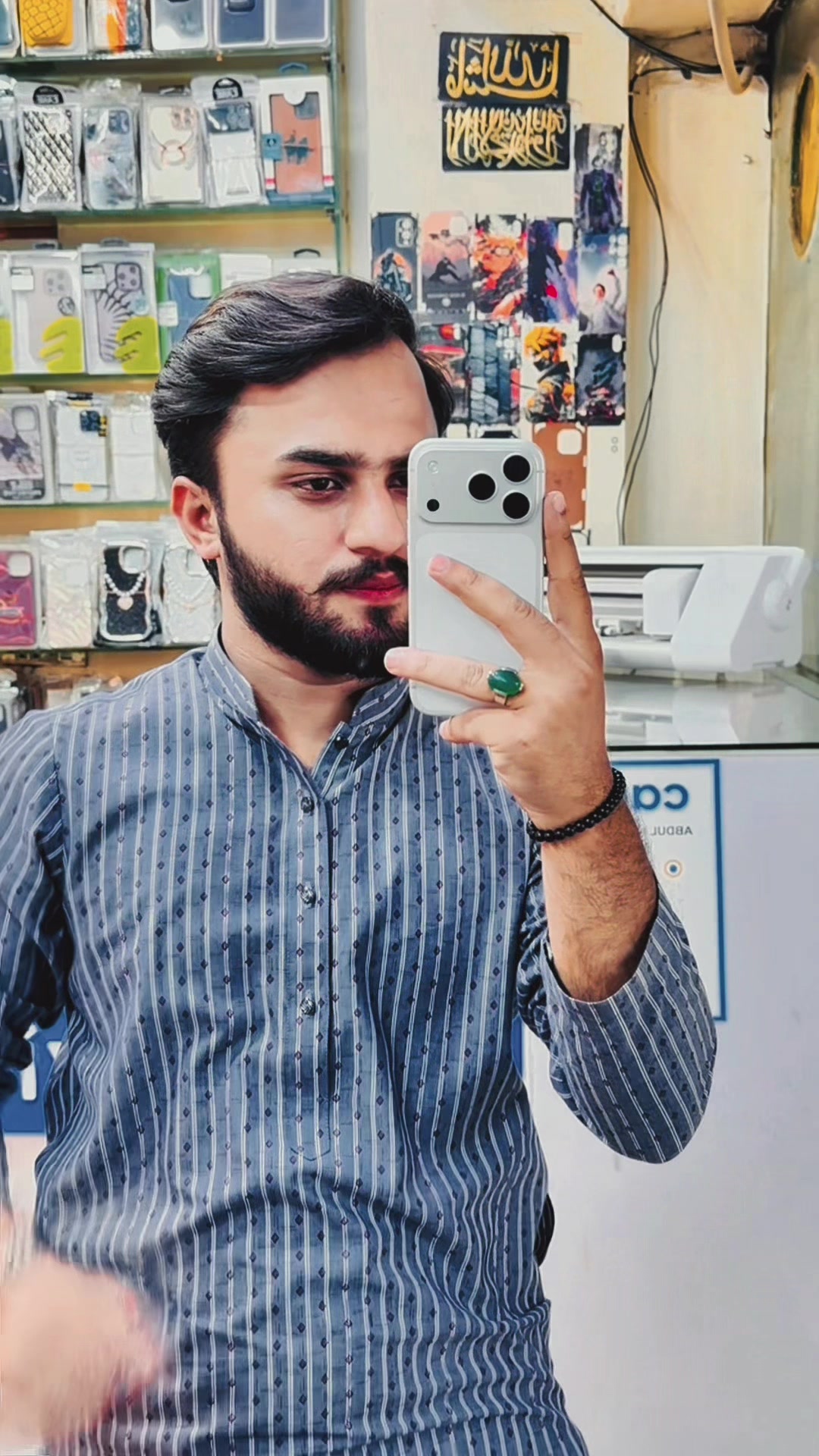 @MALIK⚜️