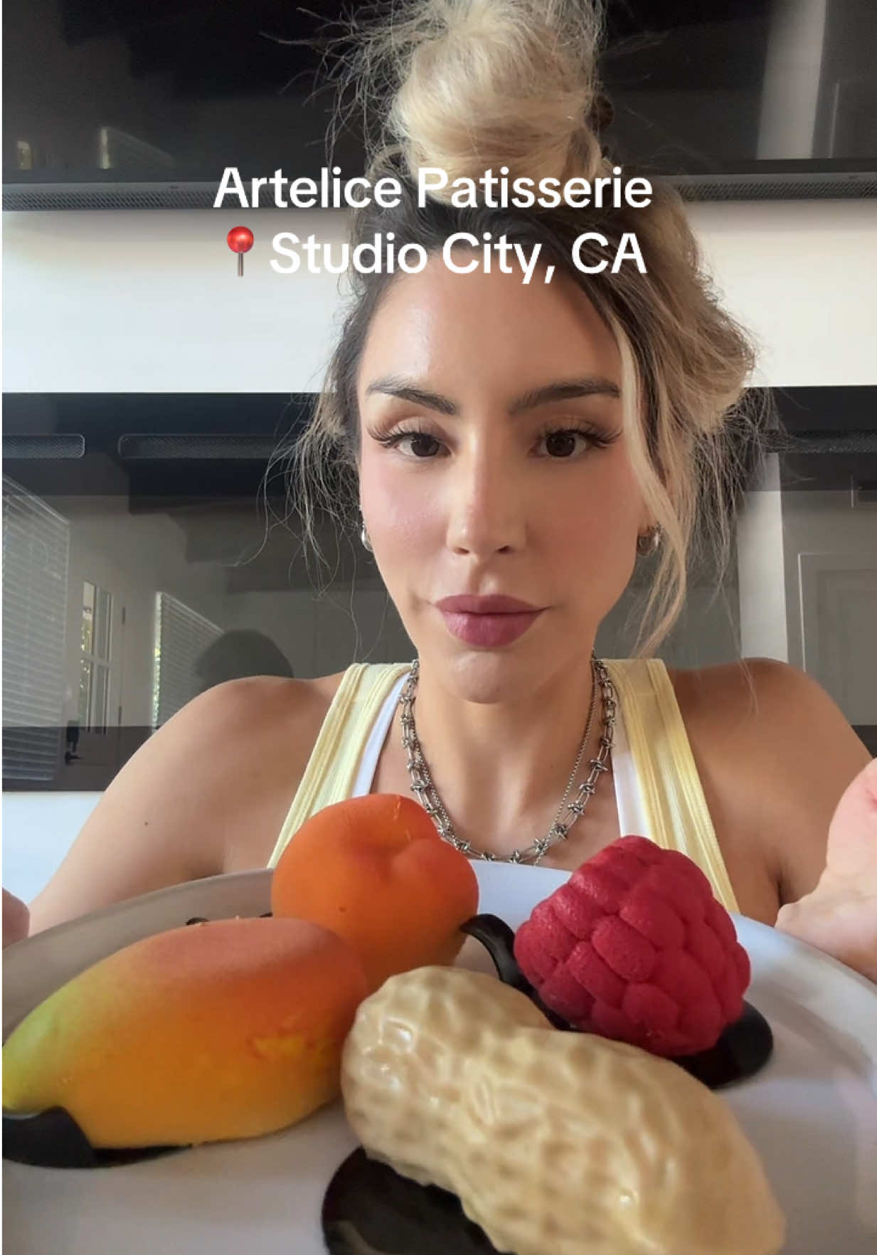 @chelsmeow24