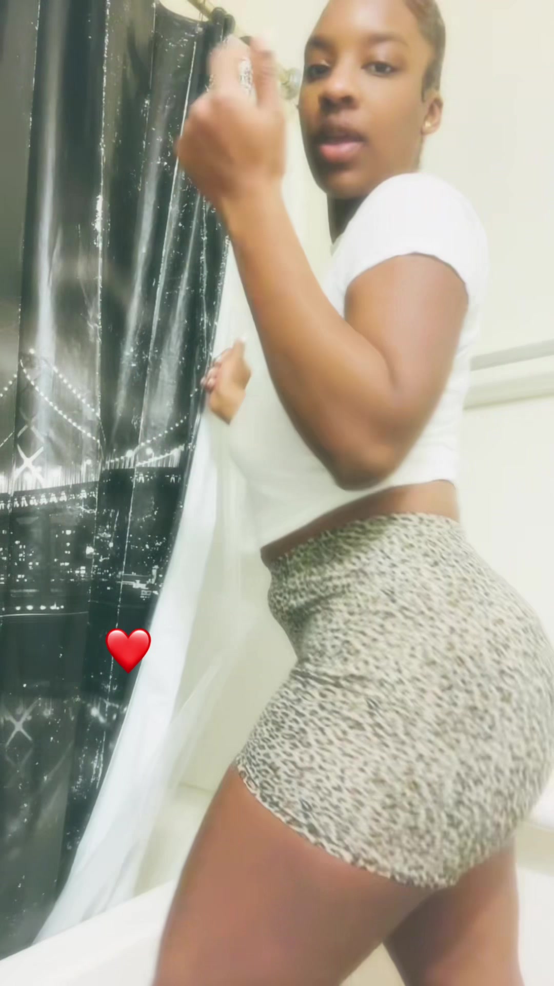 @prettyshania1