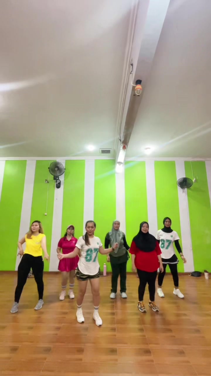 @Titi titi aerobic