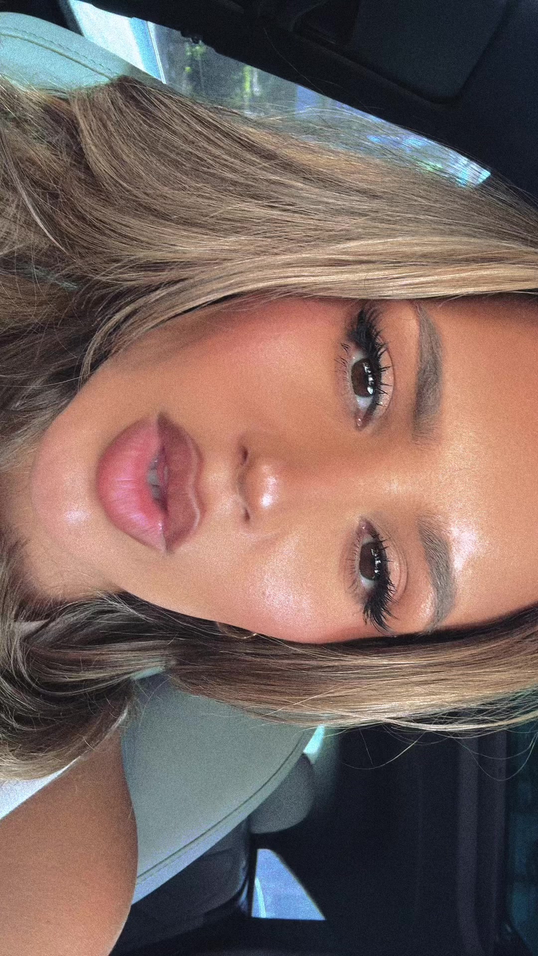 @VAL MERCADO