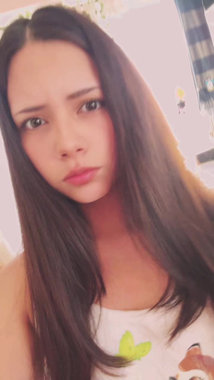 @Larii🍁