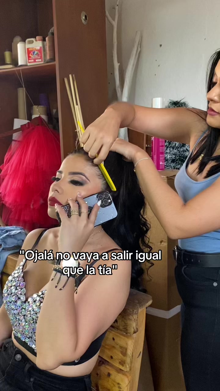 @Evelyn &Aacute;lvarez