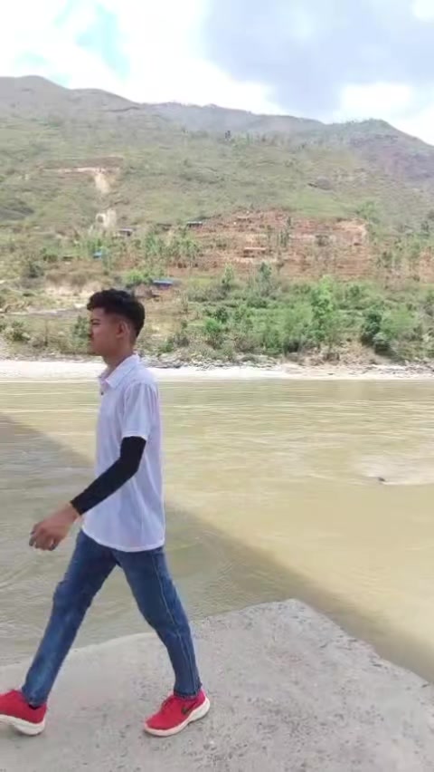 @अर्जुन श्रेष्ठ