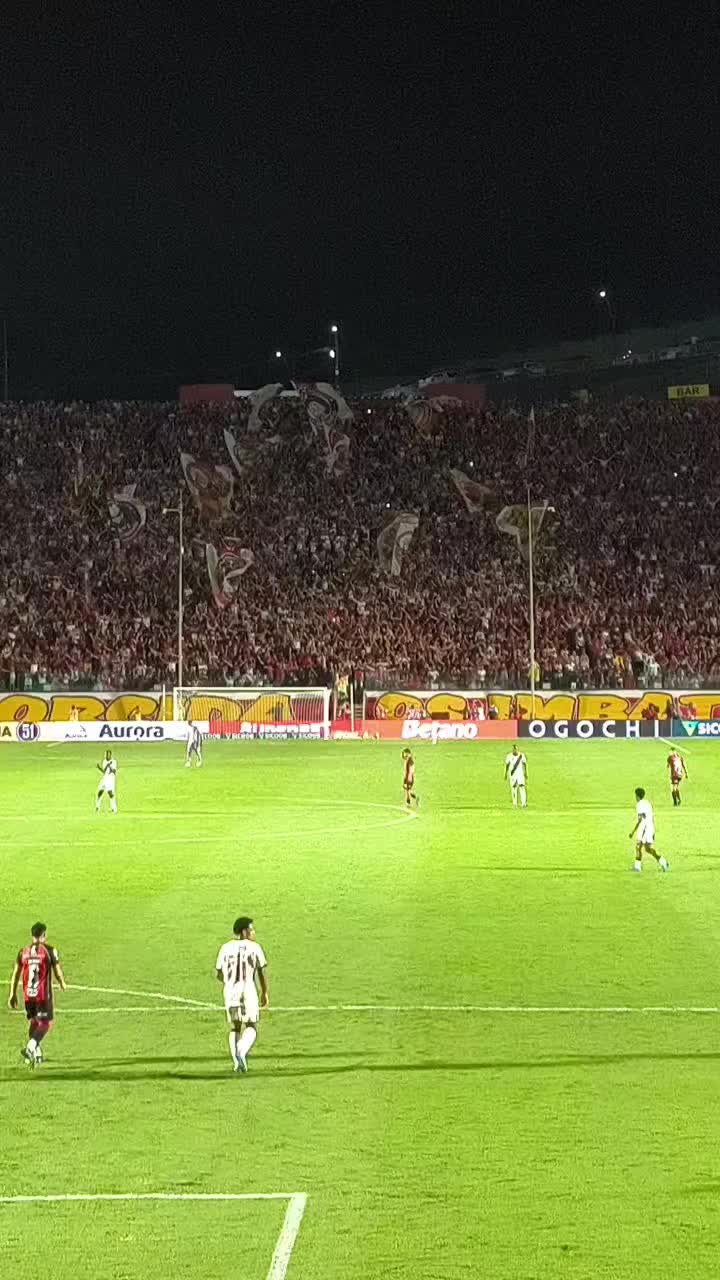 @OXE VITÓRIA ♥️🖤😜