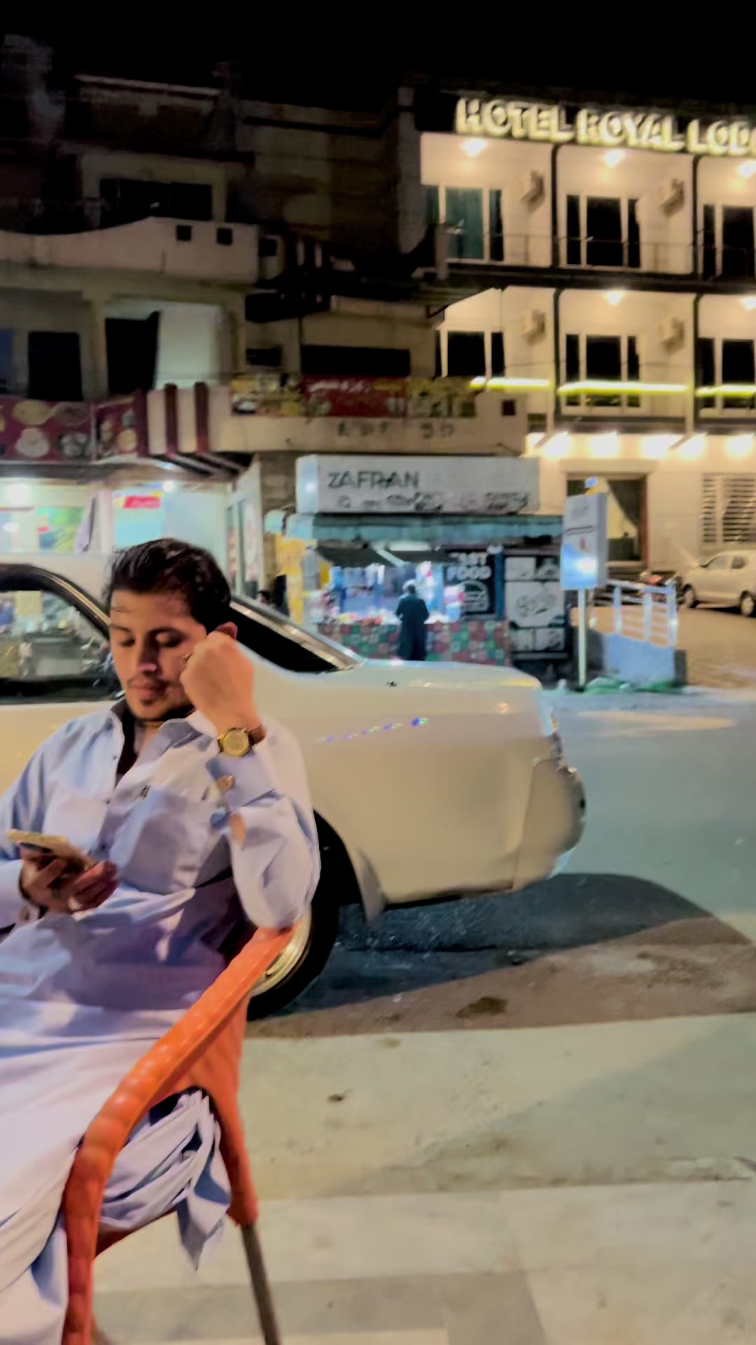 @طاؤس بابا لمسئ🫰