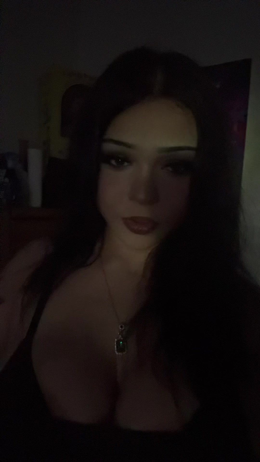 @Elisa