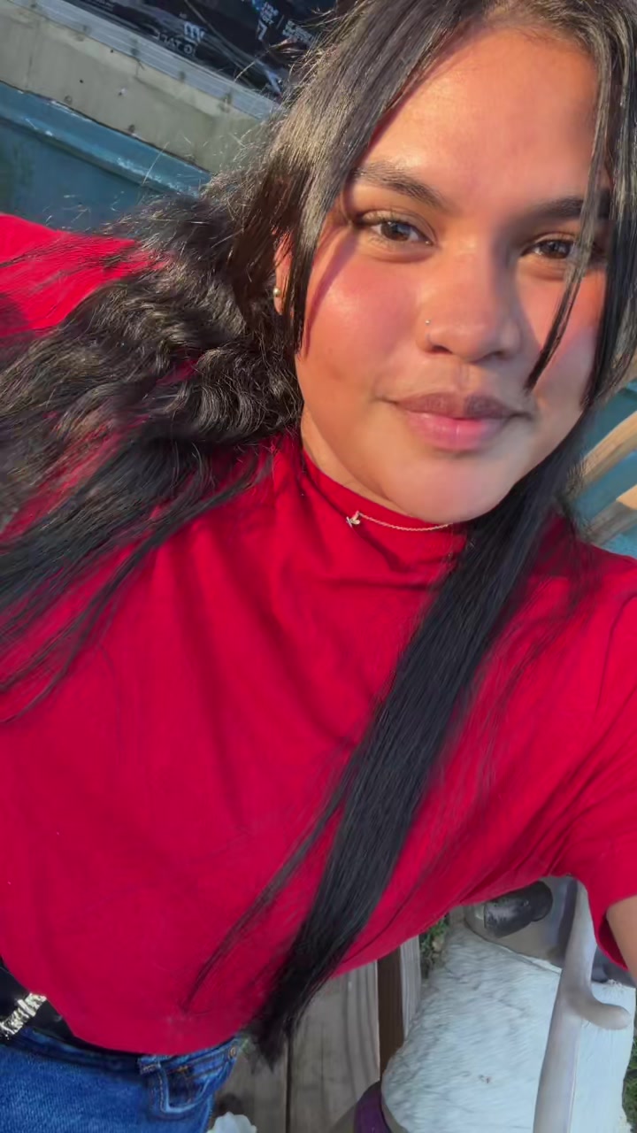 @Nayeli López