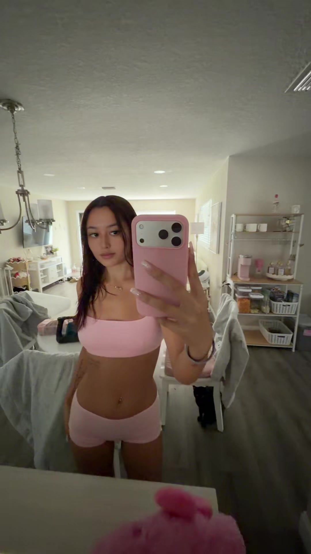 @calieskyee