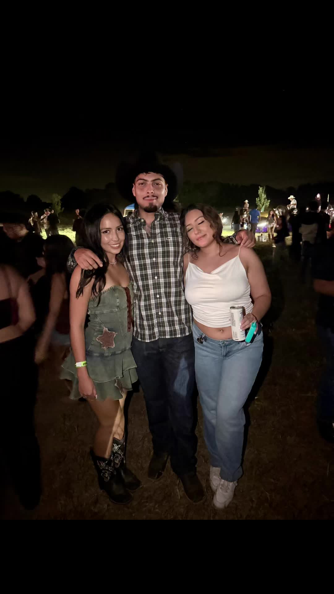 @alondra_sandovall